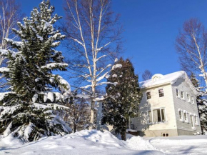 Chalet Banff - 6 bedroom 6 bathroom Ski Lodge